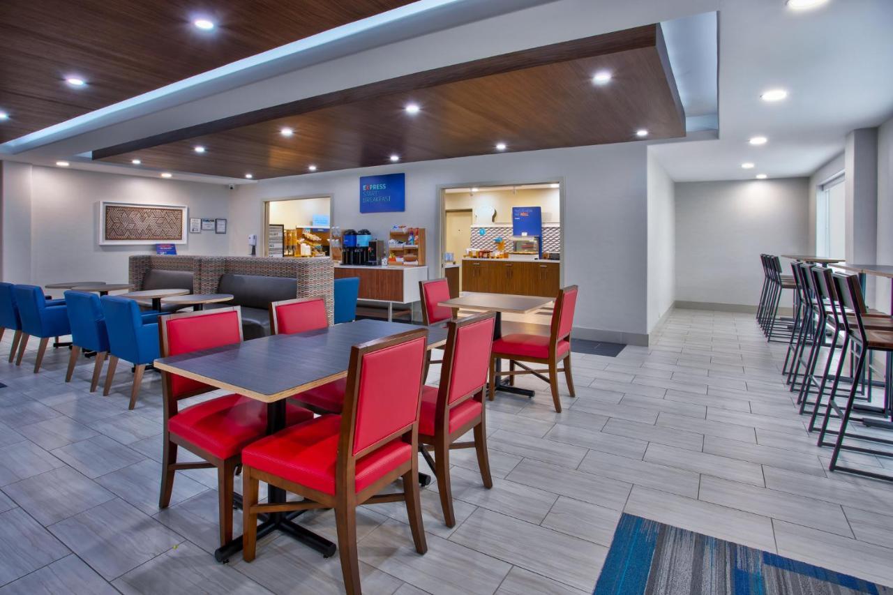 Holiday Inn Express Hotel And Suites Katy By Ihg Buitenkant foto