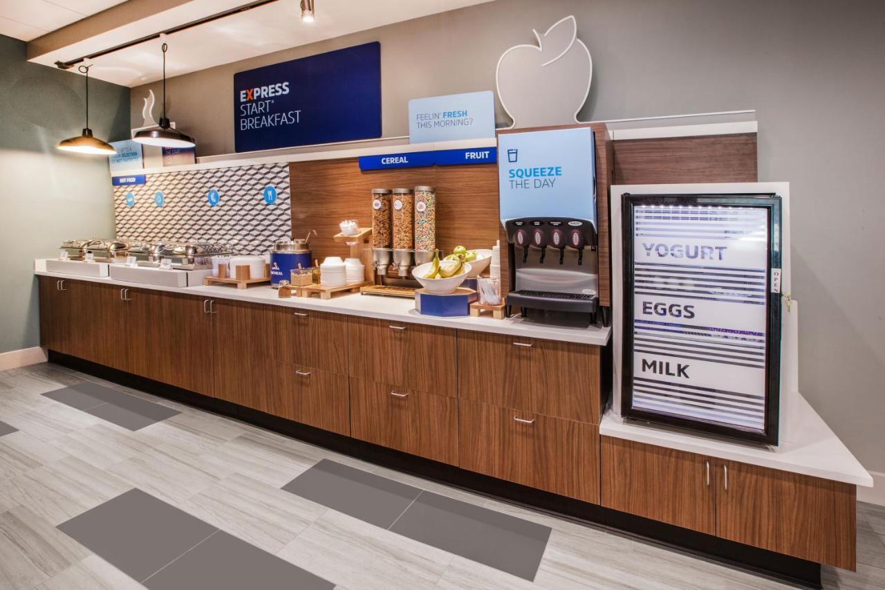 Holiday Inn Express Hotel And Suites Katy By Ihg Buitenkant foto